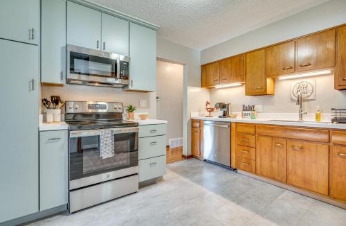 Columbus House | 7 Mi to Downtown Columbus: Family Getaway w/Yard