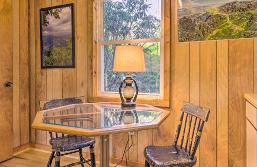 Spruce Pine House | 8 Acres + Hiking Trails: Little Switzerland Escape