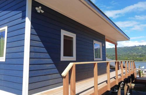 Homer House | Alderwood Cabin - Homer Seaplane Base