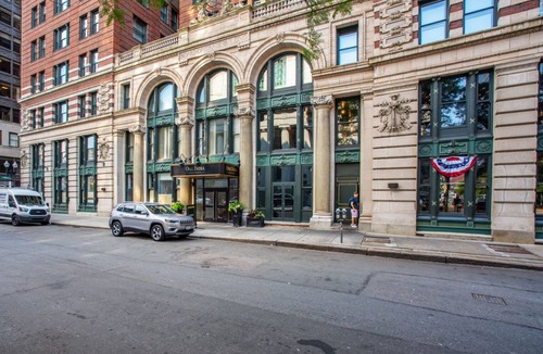 Downtown Boston Apartment | Amazing Downtown 1BR w/Gym & W/D, near Faneuil Hall, by Blueground