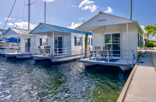 Marathon Boat Rental | Aqua Lodge Rentals At Coconut Cay