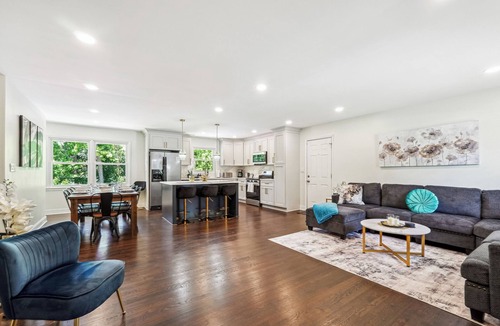 Candler-McAfee House | ATL Large Modern Fun House Pool HotTub GameRoom BBQ