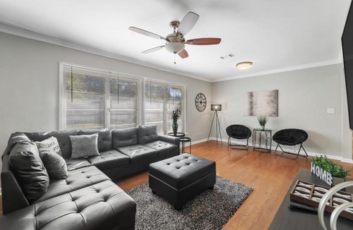 Stone Mountain House | Atlanta Family Retreat Stylish 4BR Sleeps 8