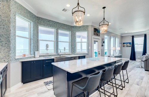 San Luis House | Beachfront Luxury Retreat – Oceanfront, Family & Pet-Friendly Paradise
