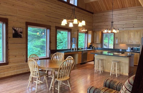Haines Cabin | Beachroadhouse