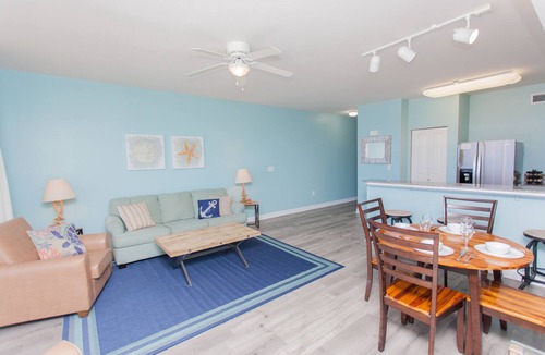 Panama City Beach Condo | Beautiful Beachfront 2nd Floor Condo w/Direct Gulf Views Panama City Beach, FL