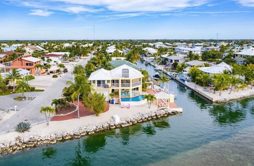 Big Pine Key House | Beautiful Open-Water Property