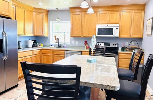 Varnum Park House | Beautiful riverfront home.