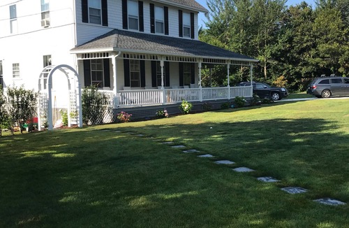 Dennis House | Beautiful, Spacious Antique Farmhouse Steps to Private Beach