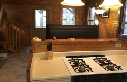 Pickerington Cabin | Big Buck Run Cabin near Hocking Hills. Located in a Private estate