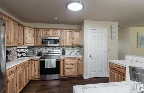 Fairbanks House | Birch Hill Homestay