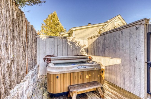 Fredericksburg Apartment | Blacksmith Quarters on Barons Creek