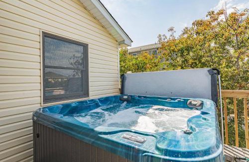 Carolina Dunes House | Bowen. Hot Tub, Pets OK, Well Maintained, Short Walk to Beach, WiFi