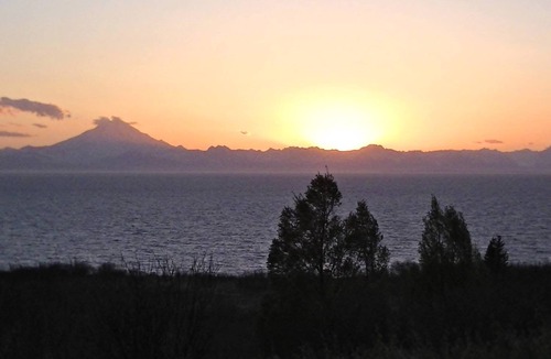Ninilchik Cabin | Brown Bear Cabin on the Cook Inlet. Basecamp for all your Alaskan adventures!