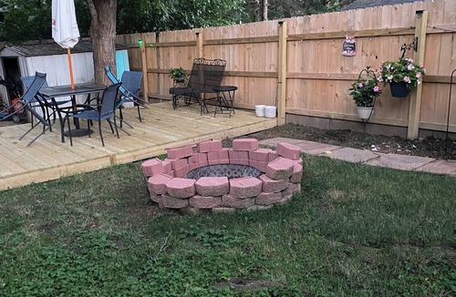 Kilbourne Condo | Buckeye cozy condo with hot tub and pool table