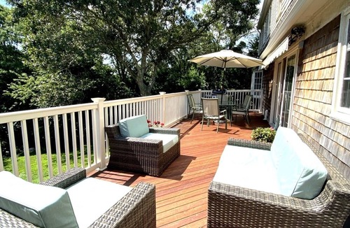 West Barnstable House | Charming 5BR Retreat on 1 Acre , Quiet Cul-de-Sac + Garden & Deck