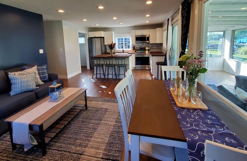 Syracuse House | Charming completely remodeled 3 Bedroom 1 Bath home on Dewart Lake, Private Pier