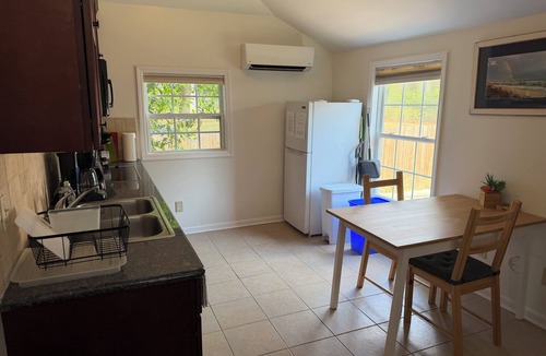 Lavista Park Apartment | Charming & quiet 2nd floor carriage house 15 minutes from Atlanta.