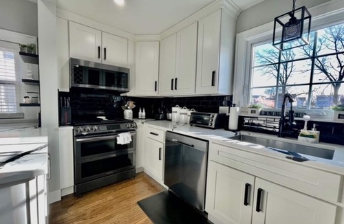 Brockton House | Chic & Comfortable 2-Bedroom Home Modern Living with Everyday Convenience
