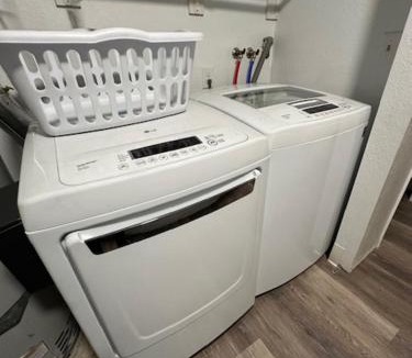 Old Seward - Oceanview Apartment | Chugach Mountain Escape