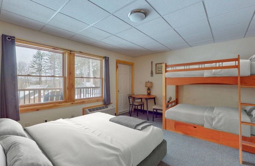Schroon Lake Hotel | Classic Adirondack-Inspired Room | Steps to Schroon Lake Beach | Family Friendly