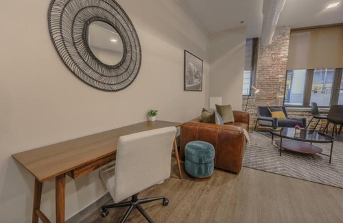 Downtown Boston Apartment | Classic and Chic Apartment 1 Bedroom