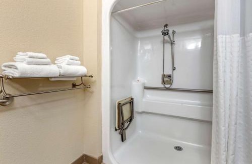 La Porte Hotel | Comfort Inn La Porte