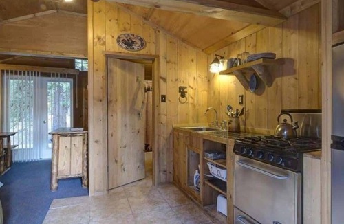 Cooke City-Silver Gate Cabin | Comfortable Cabin next to Yellowstone National Park