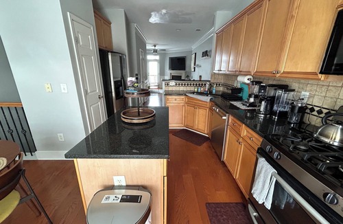 Atlantic Station Area House | Comfy and Modern 3-bedroom townhome in heart of Atlanta