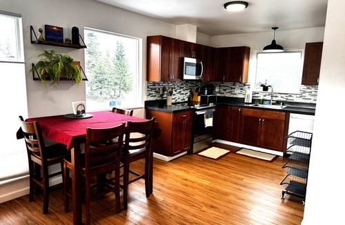 Downtown Anchorage Apartment | Convenient Anchorage Loft near Downtown, Restaurants, Airport, and Trails