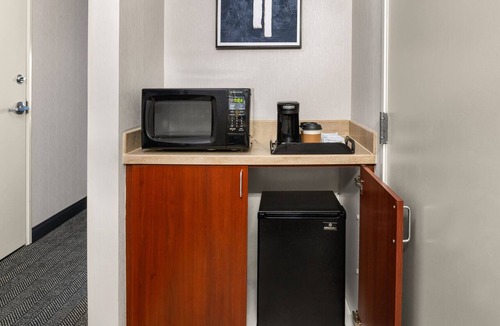 Anchorage Hotel | Courtyard by Marriott Anchorage Airport
