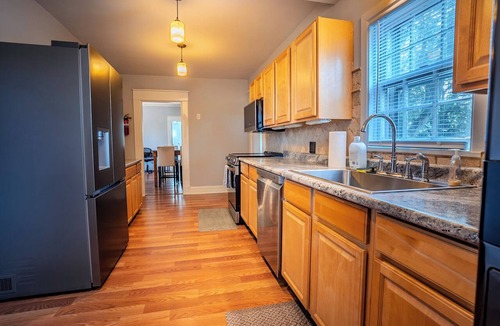 Lewis Center House | Cozy 2-bedroom house in the heart of Lewis Center