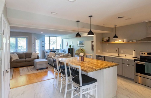 Saratoga Springs Condo | Cozy condo at The Springs, walk to SPAC and Saratoga State Park
