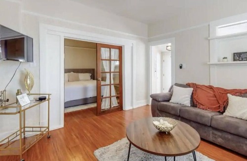 South Broadway House | Cozy Duplex - Downtown ABQ!
