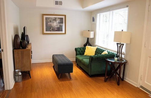 Piedmont Heights Apartment | Cozy Midtown Garden Level Retreat, off street Parking, Walk to Peidmont Park
