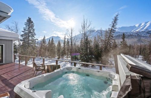 Eagle River House | Cozy Private Hot tub, Luxe Views! Shiloh&Harmony