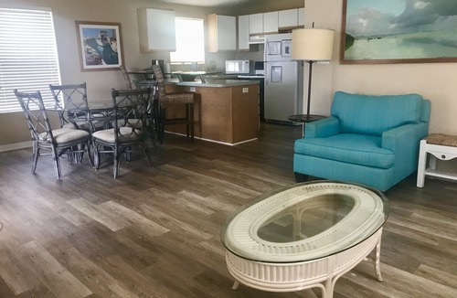Cudjoe Key House | Cudjoe Cottages, swimming pool, just 20 miles from Key West