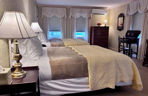 Deerfield Hotel | Deerfield Inn