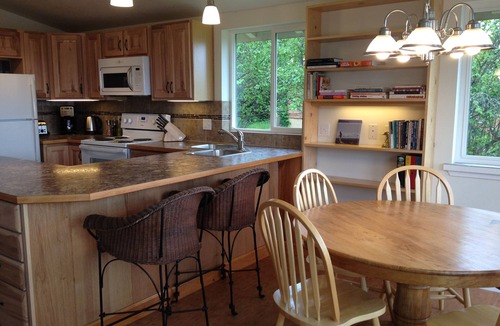 Homer House | Delightful Historic House In The Heart Of Downtown - Walk To Everything!