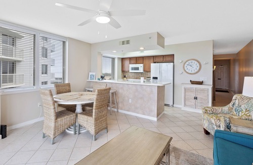 Fort Walton Beach Condo | Destin West Resort, Bayside, Corner- 2 Balconies, Bay and Gulf views