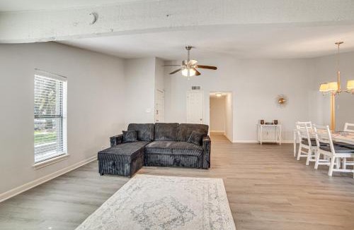 Northeast Carrollton House | DFW Home Base! Quiet Suburb Stay w/Yard