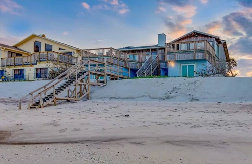 Floridana Beach House | Direct Oceanfront Melbourne Beach House w/Large Private Balcony and Steps to Beach Access! 🌊