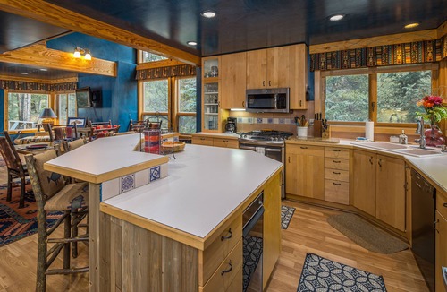 Big Sky House | Dog Friendly | Riverfront Home w/Hot Tub