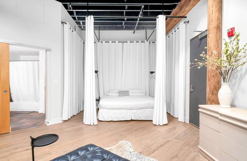 Downtown Nashville Condo | Downtown Music City Loft living! ~Steps to the Ryman and Broadway
