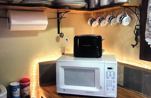 Kodiak House | Drop Anchor Inn Kodiak, uniquely furnished for the discerning guest.