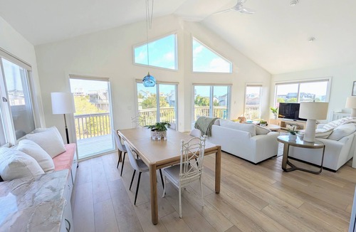 Carolina Dunes House | Duck Dive ~ Steps to Beach ~ Pool + Hot Tub ~ Ocean & Sound Views