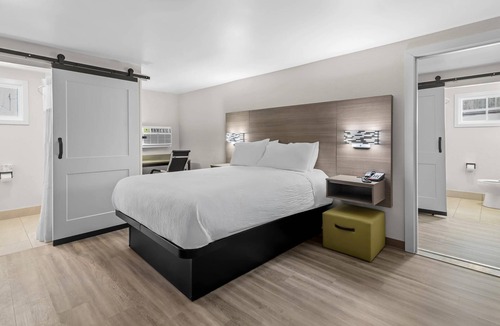 Westminster Hotel | Econo Lodge