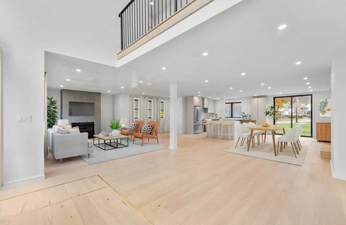 Needham House | Elegant & Spacious Stay in the Heart of Needham