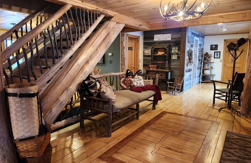 Hague House | Exquisite Adirondack Home in N. Lake George, NY