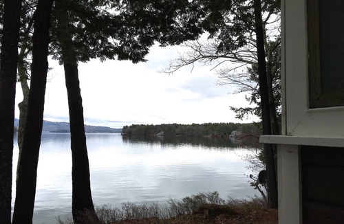 Wolfeboro Cottage | FALL SPECIAL A Yankee Magazine-Featured Retreat-West Breeze -Lake Winnipesaukee